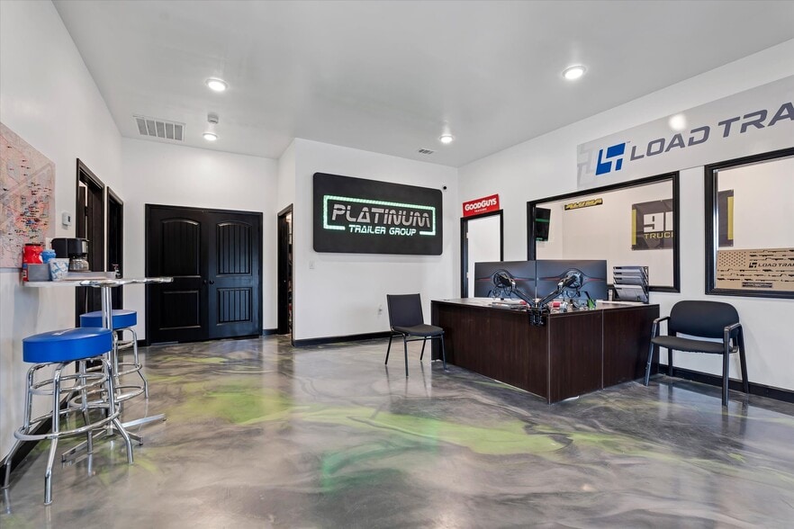 More Photos Of 538 Industrial Pk Acc rd, Trumann Flex For Lease
