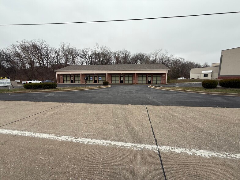 Primary Photo Of 3677 W Outer Rd, Arnold General Retail For Lease