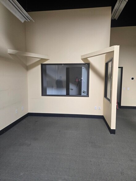 More Photos Of 10251 Trademark St, Rancho Cucamonga Office For Lease