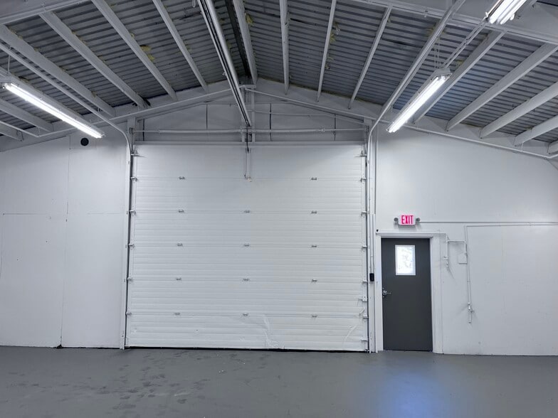 More Photos Of 2 Danville Rd, Plaistow Industrial For Lease