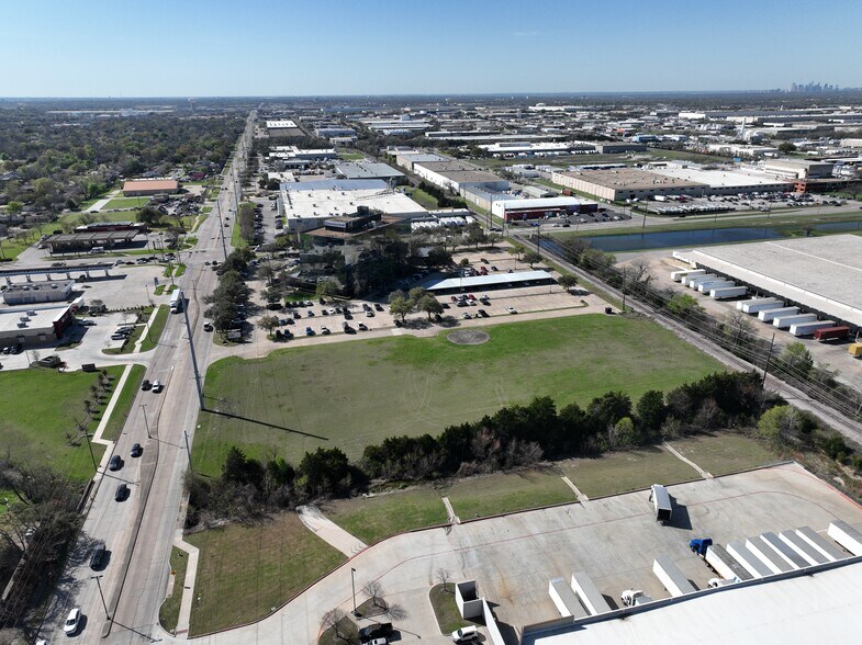 More Photos Of 1849 Shiloh rd, Garland Industrial For Lease