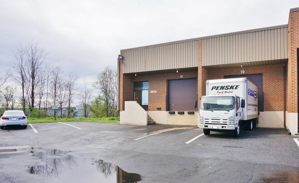 More Photos Of 3800-3842 West St, Landover Warehouse For Lease