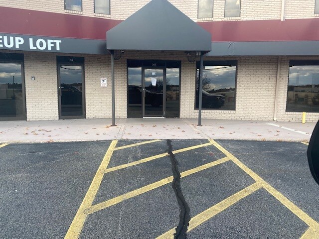 More Photos Of 365 Westgate Dr, Brockton Office For Lease
