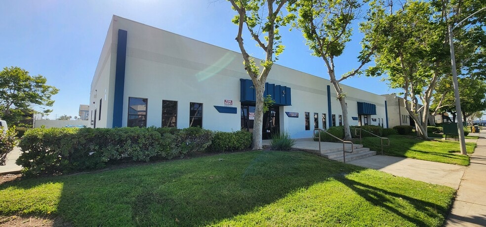 Primary Photo Of 1547 Jayken Way, Chula Vista Manufacturing For Lease