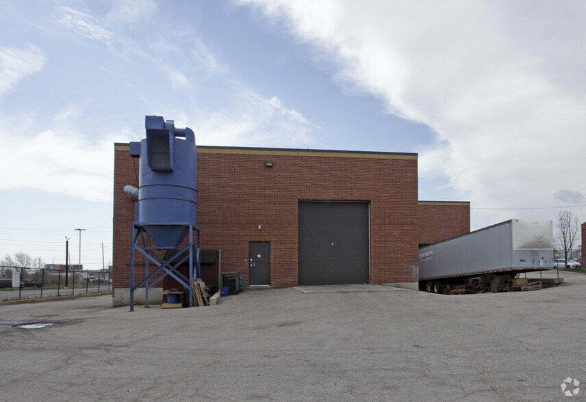 More Photos Of 282 Orenda Rd, Brampton Warehouse For Sale