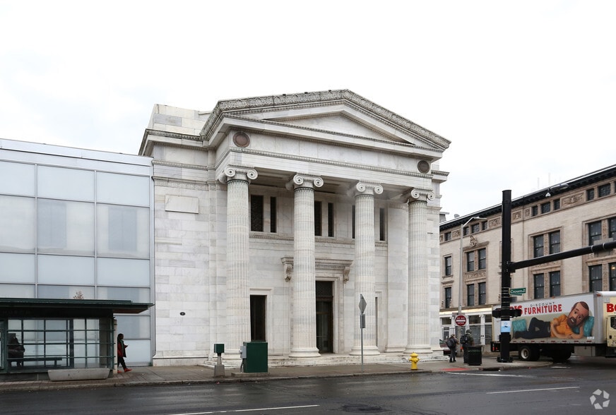 More Photos Of 45 Church St, New Haven Bank For Lease