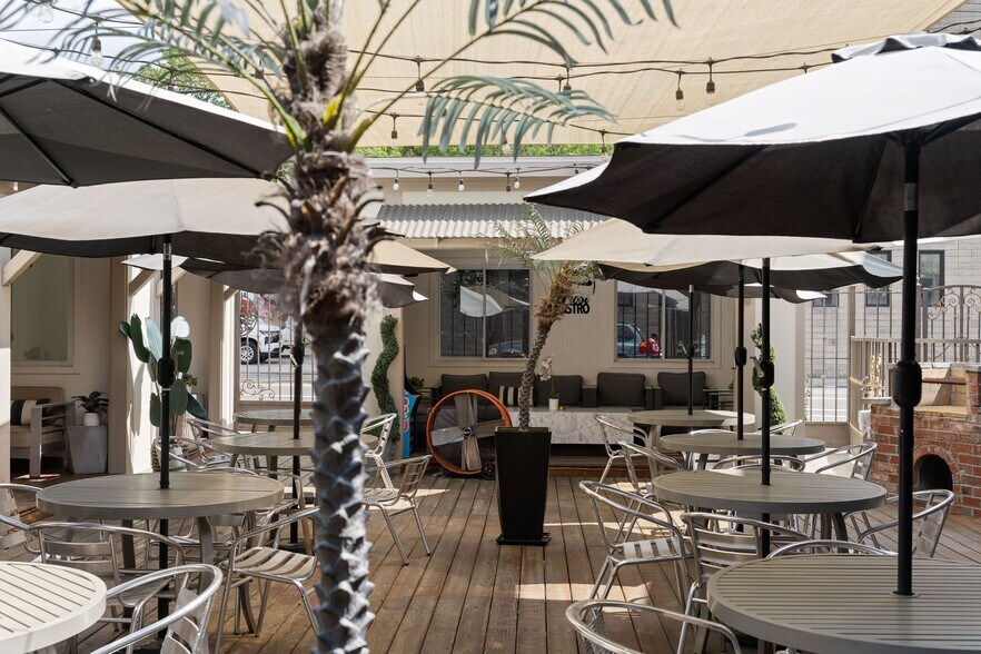 More Photos Of 281 Peters St SW, Atlanta Bar For Sale