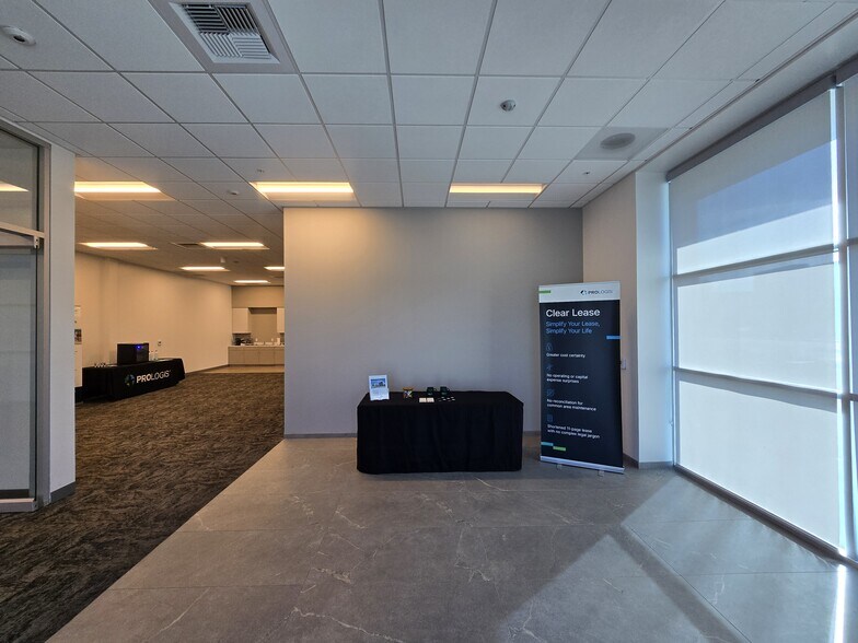 More Photos Of 23840-23842 Rider St, Perris Distribution For Lease