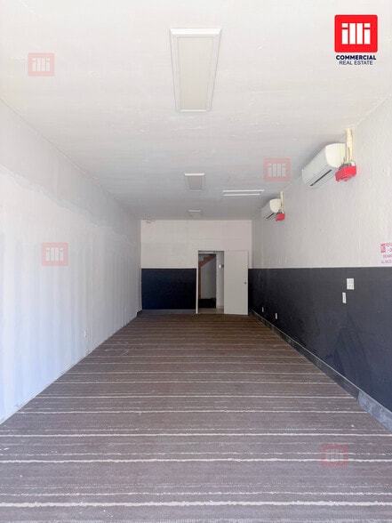 More Photos Of 2048-2060 Santa Fe Ave, Long Beach Storefront For Lease