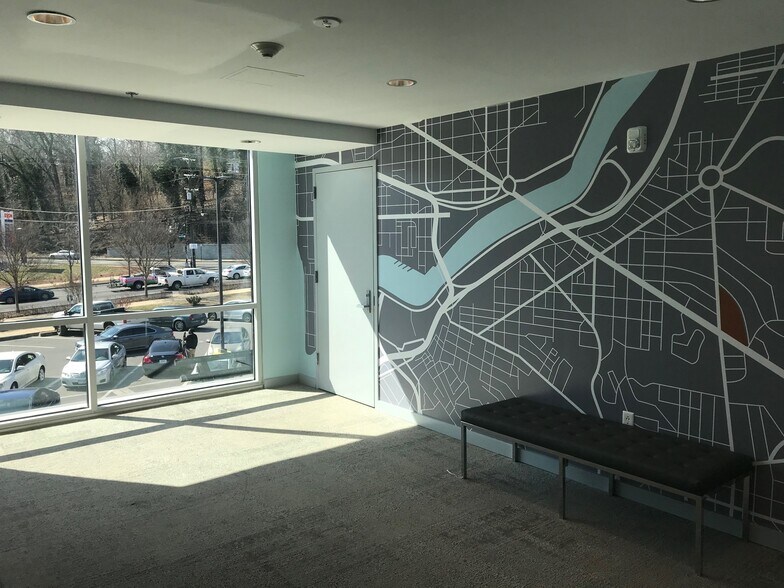 More Photos Of 3200 Pennsylvania Ave SE, Washington General Retail For Lease