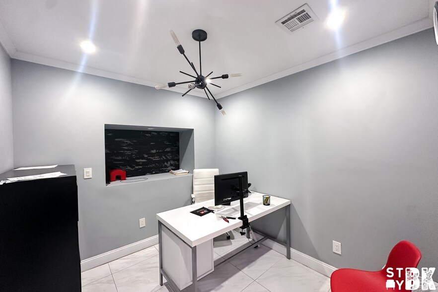 More Photos Of 1274 Fulton St, Brooklyn Storefront Retail Office For Lease