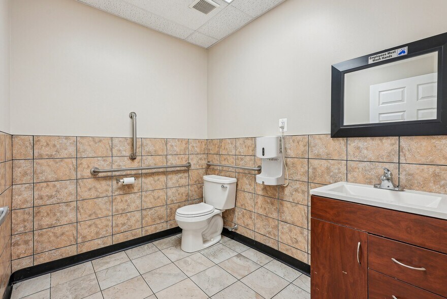 More Photos Of , Levittown General Retail For Sale