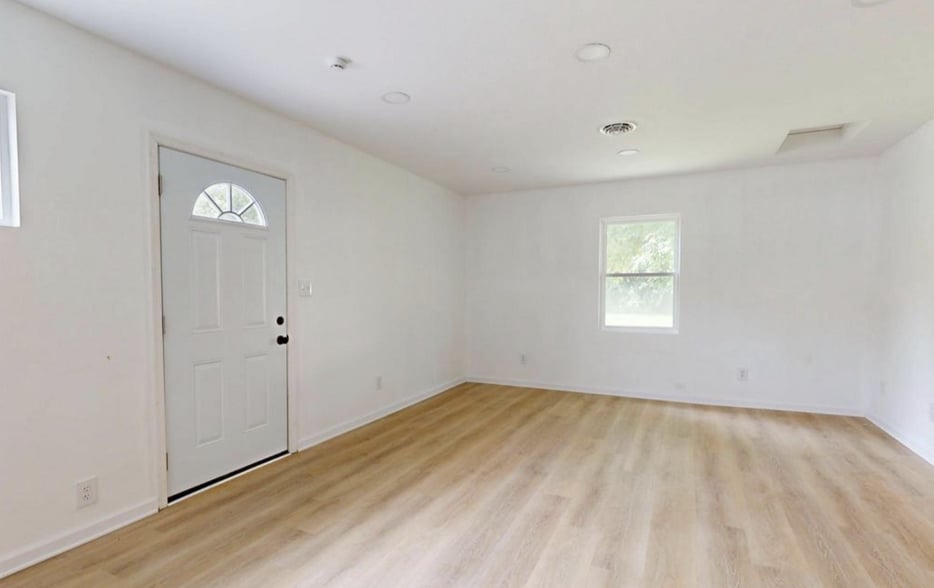 More Photos Of 38 Main St, East New Market Office For Lease