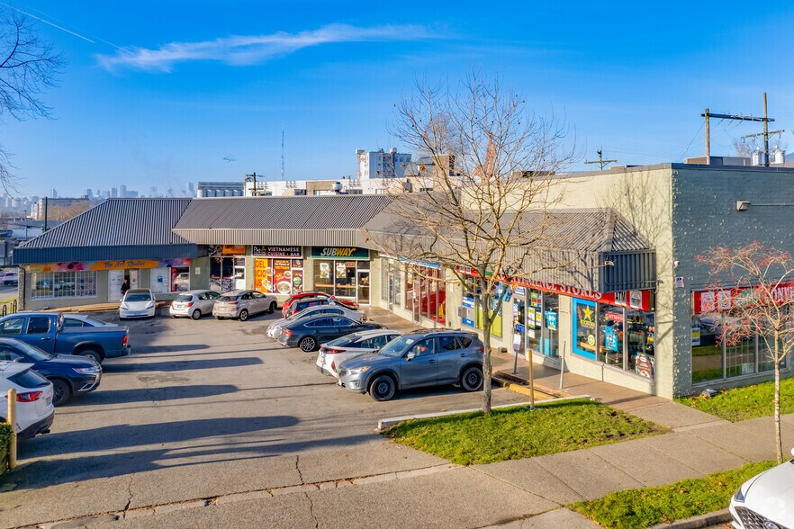 Primary Photo Of 2073-2099 Dundas St, Vancouver Fast Food For Lease