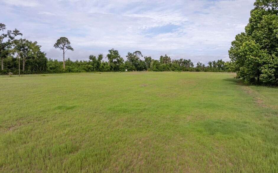 More Photos Of 1083 SW County Road 351, Mayo Land For Sale