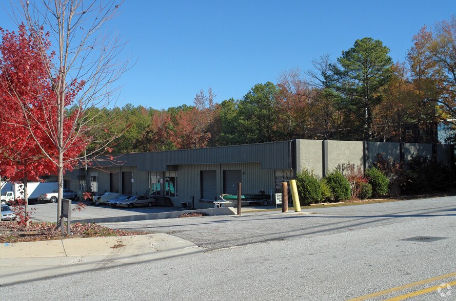 More Photos Of 4566 Lewis Rd, Stone Mountain Light Distribution For Lease