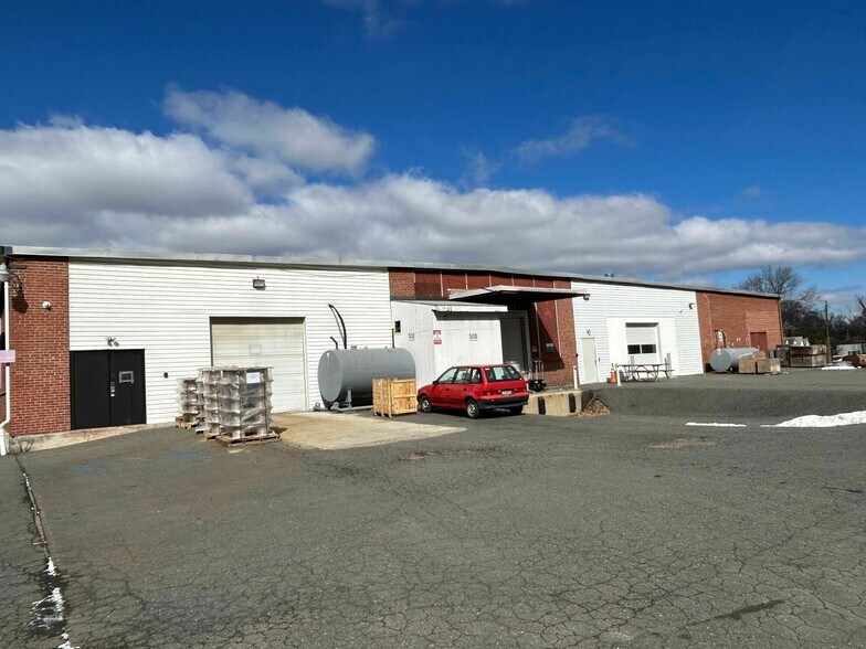 More Photos Of 3 Front Street Plz, Mohnton Warehouse For Sale