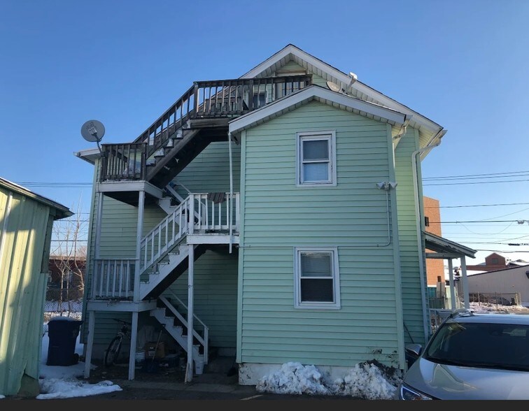More Photos Of 122 S Main St, Norwalk Apartments For Sale