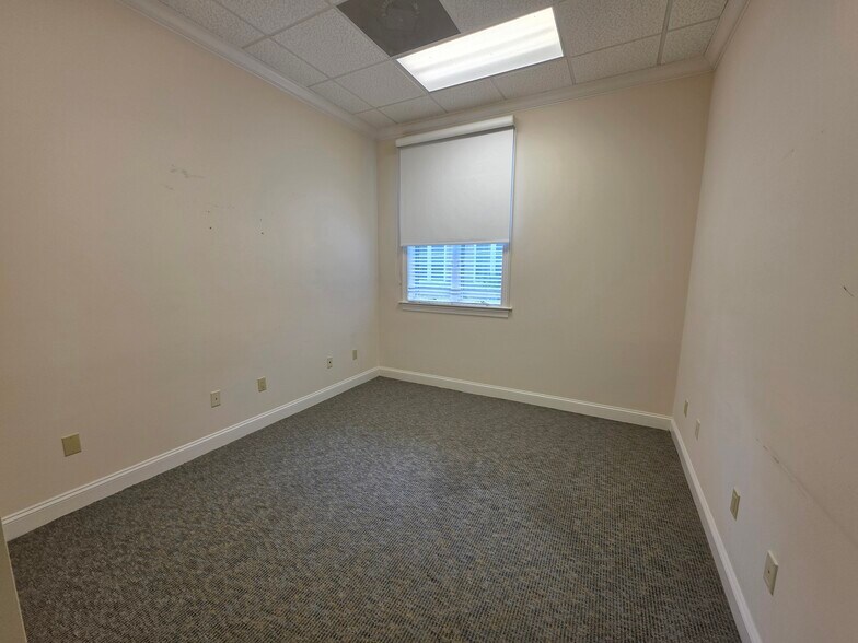 More Photos Of 300 New River Pky, Hardeeville Medical For Lease