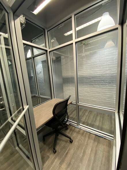 More Photos Of 58-78 Jay St, Brooklyn Office Residential For Lease