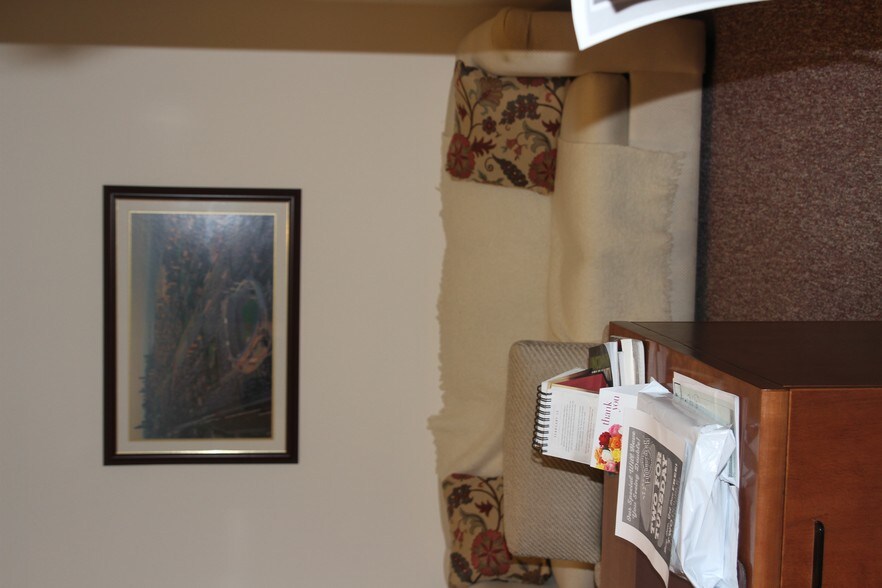 More Photos Of 201 E Dundee Rd, Palatine Office For Sale