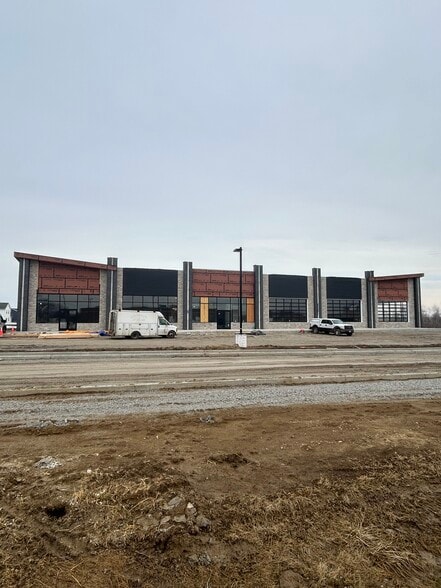 Primary Photo Of 17980 Brandywine Dr, Lowell Storefront For Lease