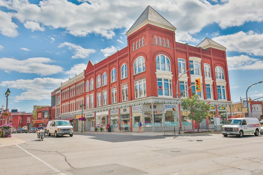 More Photos Of 10 Downie St, Stratford Freestanding For Sale