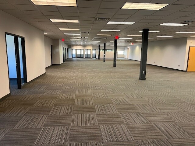 More Photos Of 2985 S Ridge Rd, Green Bay Medical For Sale