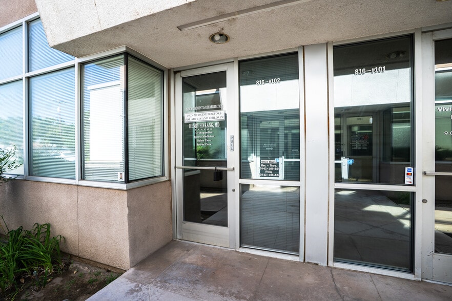 Primary Photo Of 816 W Yosemite Ave, Madera Medical For Lease