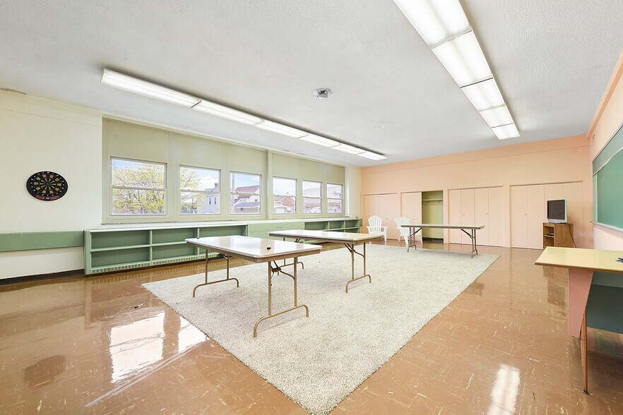 More Photos Of 219 W Schwab Ave, Munhall Schools For Sale