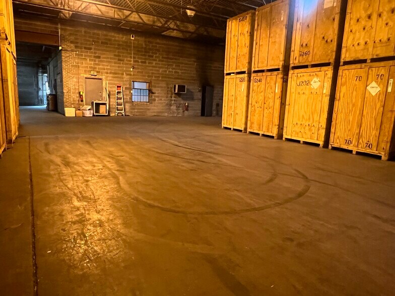 More Photos Of 530 Homestead Ave, Mount Vernon Warehouse For Lease