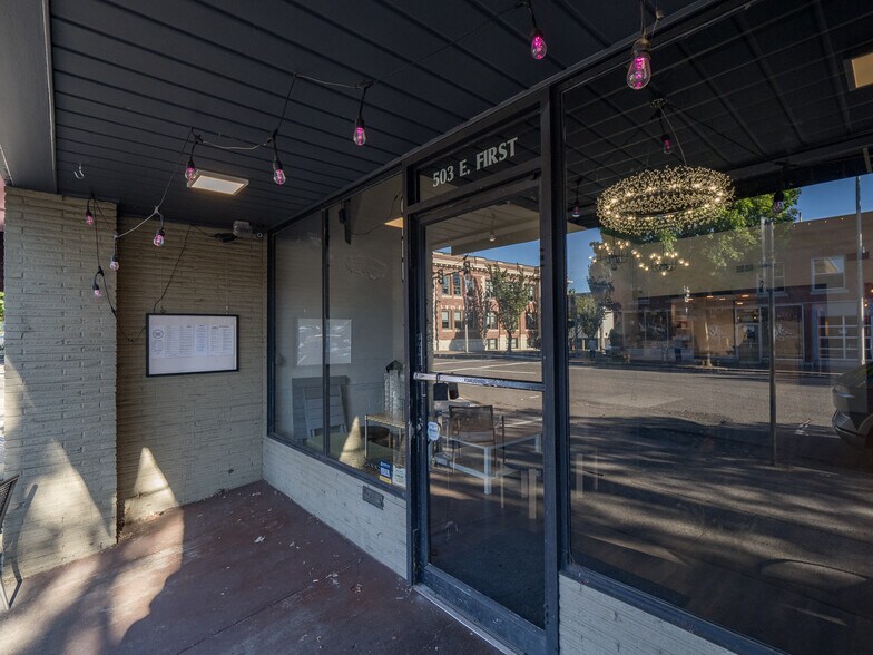 More Photos Of 503 E 1st St, Newberg Storefront For Sale