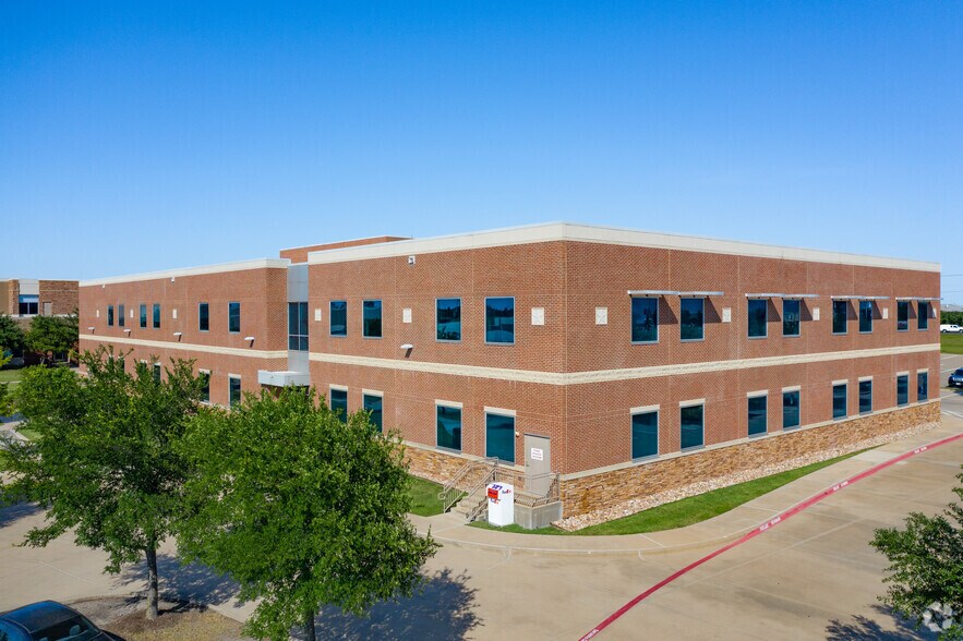 More Photos Of 341 Wheatfield Dr, Sunnyvale Medical For Lease