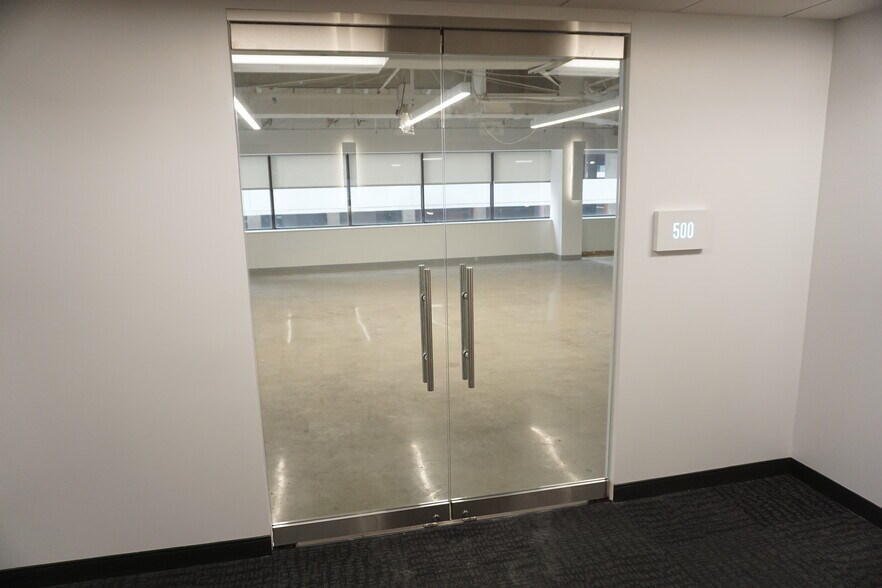 More Photos Of 1760 Market St, Philadelphia Office For Lease