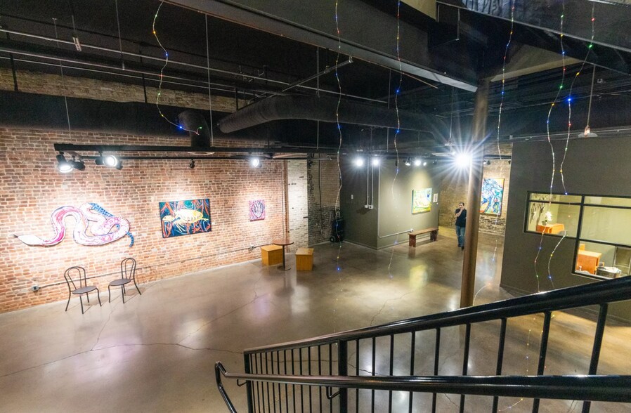 More Photos Of 120 W 2nd St, Taylor General Retail For Sale