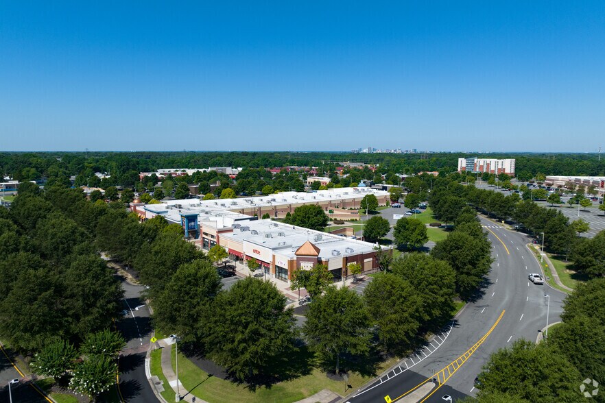 More Photos Of 4501 S Laburnum Ave, Richmond Freestanding For Lease