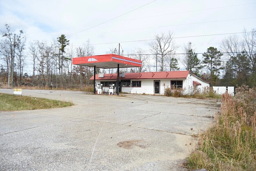 More Photos Of 51940 Highway 77, Talladega Convenience Store For Sale