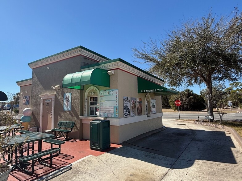 More Photos Of 2521 French Ave, Sanford Fast Food For Sale