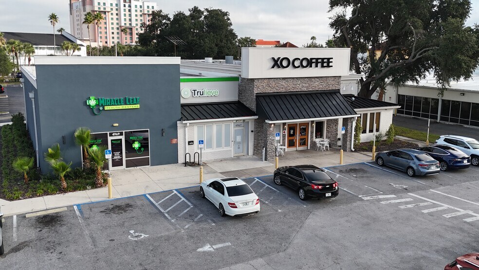 More Photos Of 4967 W Irlo Bronson Memorial Hwy, Kissimmee General Retail For Lease