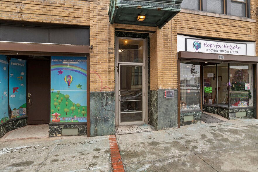 More Photos Of 98 Suffolk St, Holyoke Storefront Retail Office For Lease