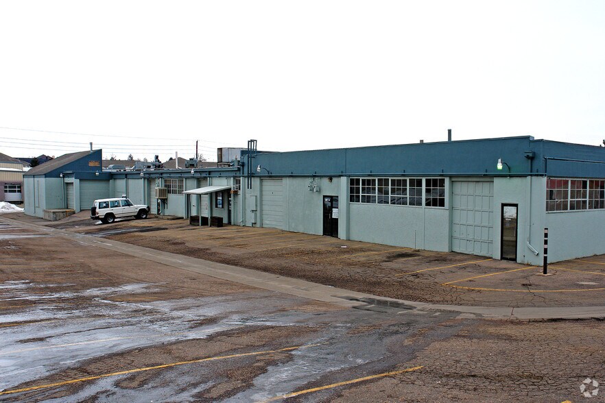 More Photos Of 555 Alter St, Broomfield Service For Lease