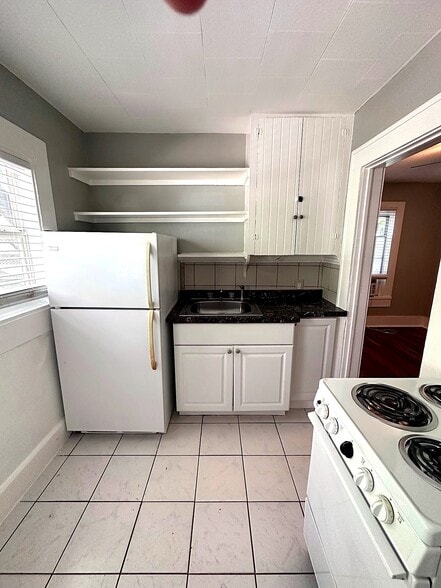 More Photos Of 619 Kirkwood Ter N, Saint Petersburg Apartments For Sale