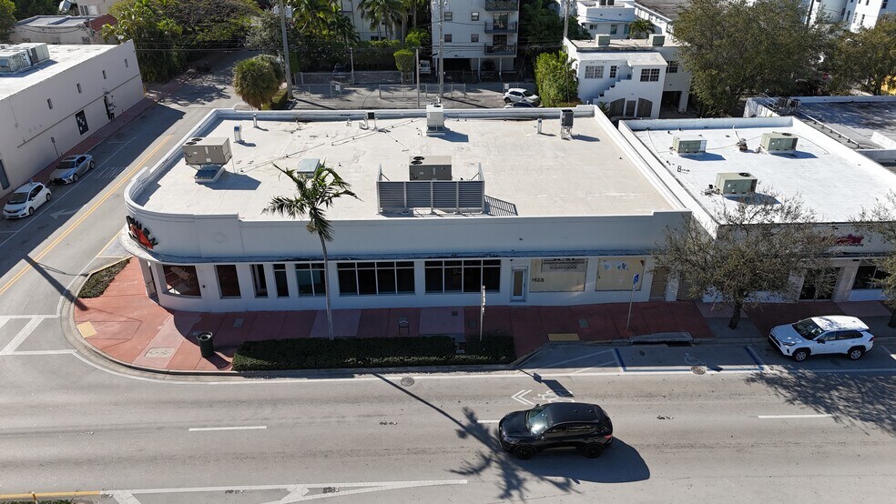 More Photos Of 1428-1438 Alton Rd, Miami Beach Freestanding For Lease
