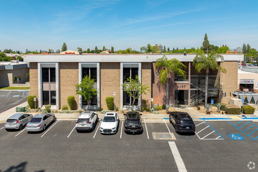 More Photos Of 5405 Stockdale Hwy, Bakersfield Office For Lease