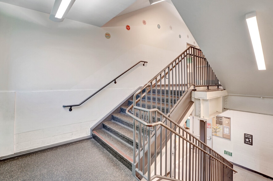 More Photos Of 8001 Santa Fe Ave, Huntington Park Schools For Sale