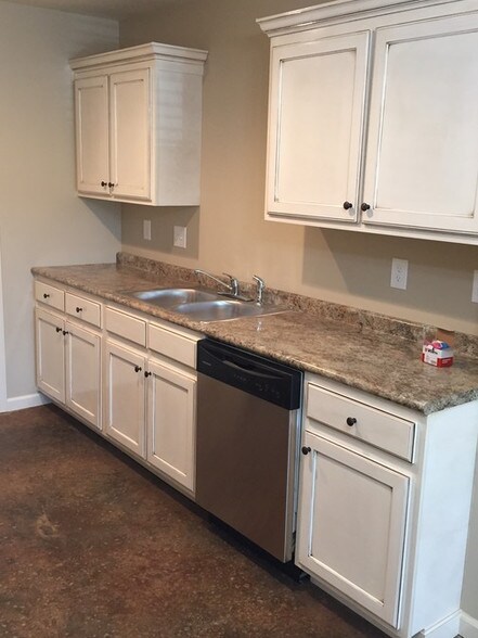 More Photos Of 3515 Harrison St, Batesville Apartments For Sale