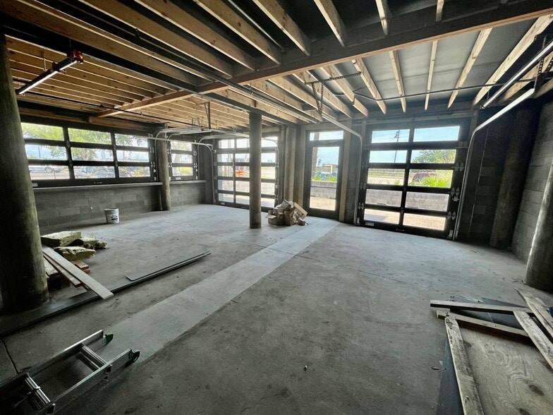 More Photos Of 87 Center St, Folly Beach Restaurant For Lease