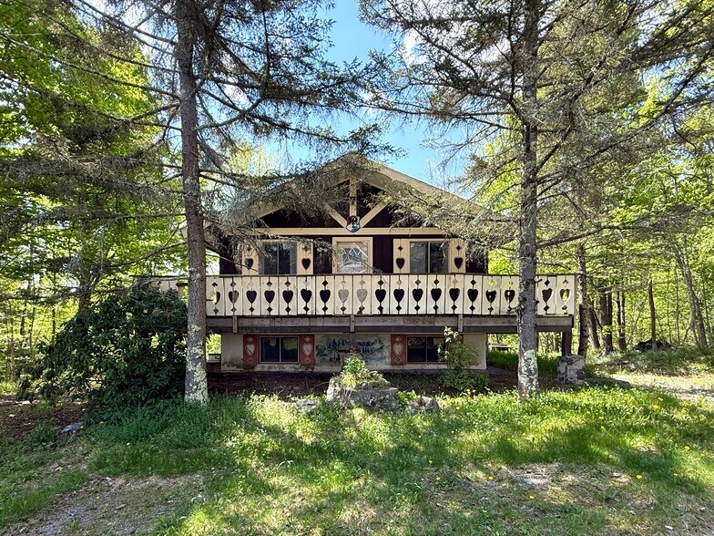 More Photos Of 5085 Route 23A, Haines Falls Flex For Sale