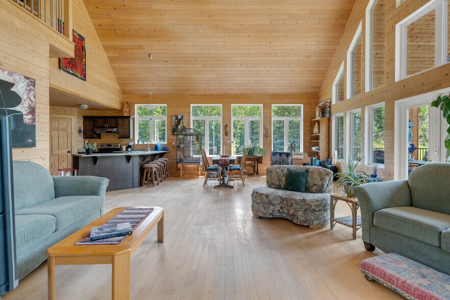 More Photos Of 53309A Range Road 65, Parkland County Specialty For Sale