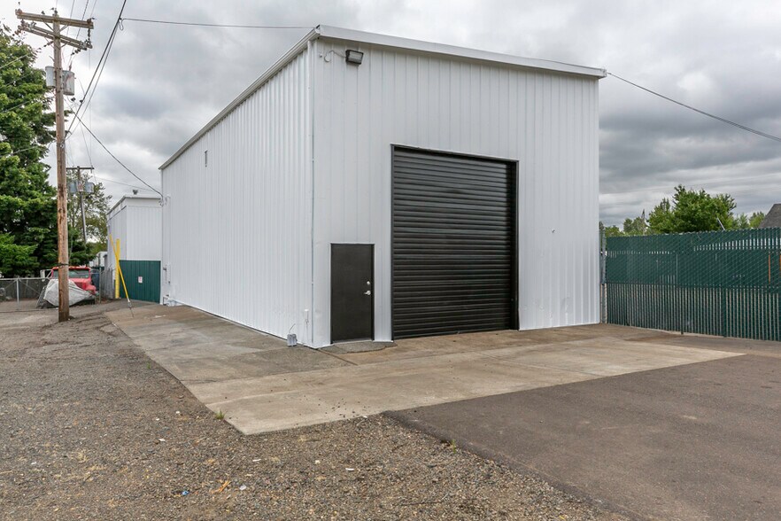 More Photos Of , Salem Unknown For Sale